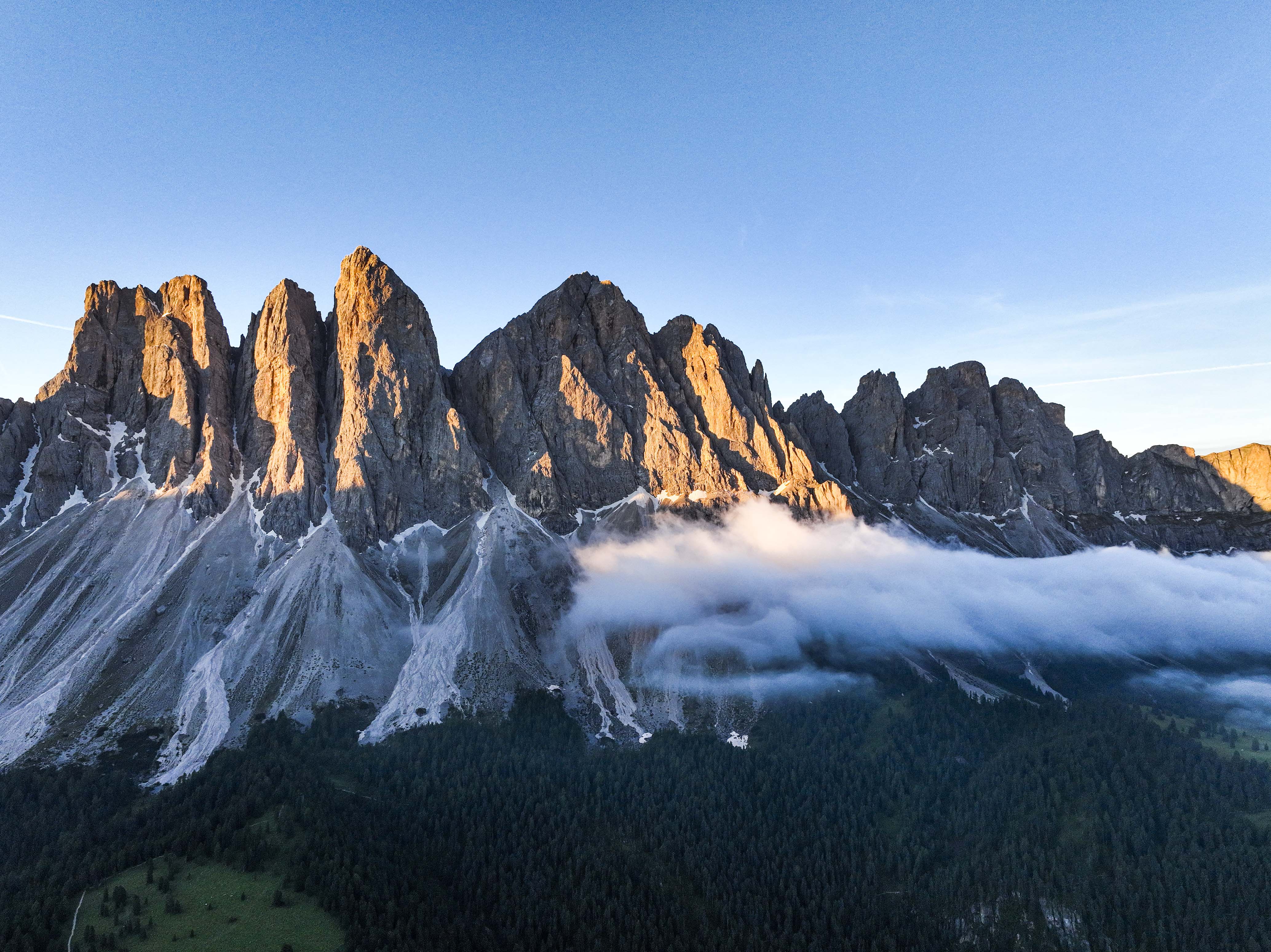 PHOTO BY  | L2D-20c | 2024:07:05 12:43:30 | ISO-200 | 1/240 sec | f 5 | 12.29 mm | EV=-1 | ● WIDTH:4134 pixels  HEIGHT:3097 pixels