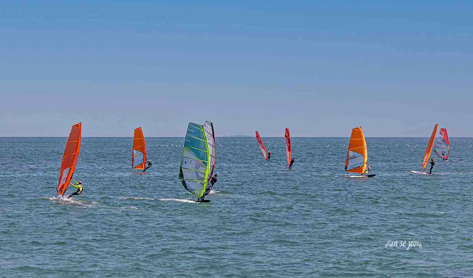 PHOTO BY jps | Canon EOS R6 | 2023:06:03 14:09:06 | ISO-125 | 1/800 sec | f 5.6 | 179 mm | EV=0 | ● WIDTH:1600 pixels  HEIGHT:942 pixels