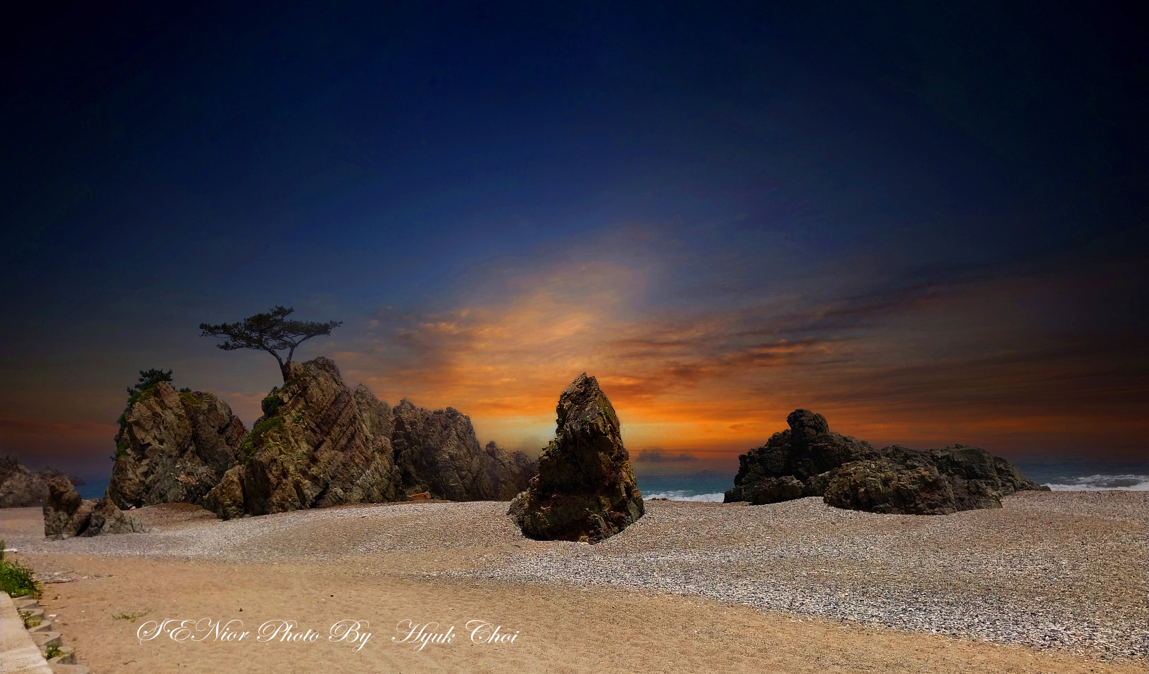 PHOTO BY  | Canon EOS R6 | 2024:08:04 05:40:29 | ISO-250 | 1/100 sec | f 10 | 20 mm | EV=0 | ● WIDTH:1632 pixels  HEIGHT:957 pixels