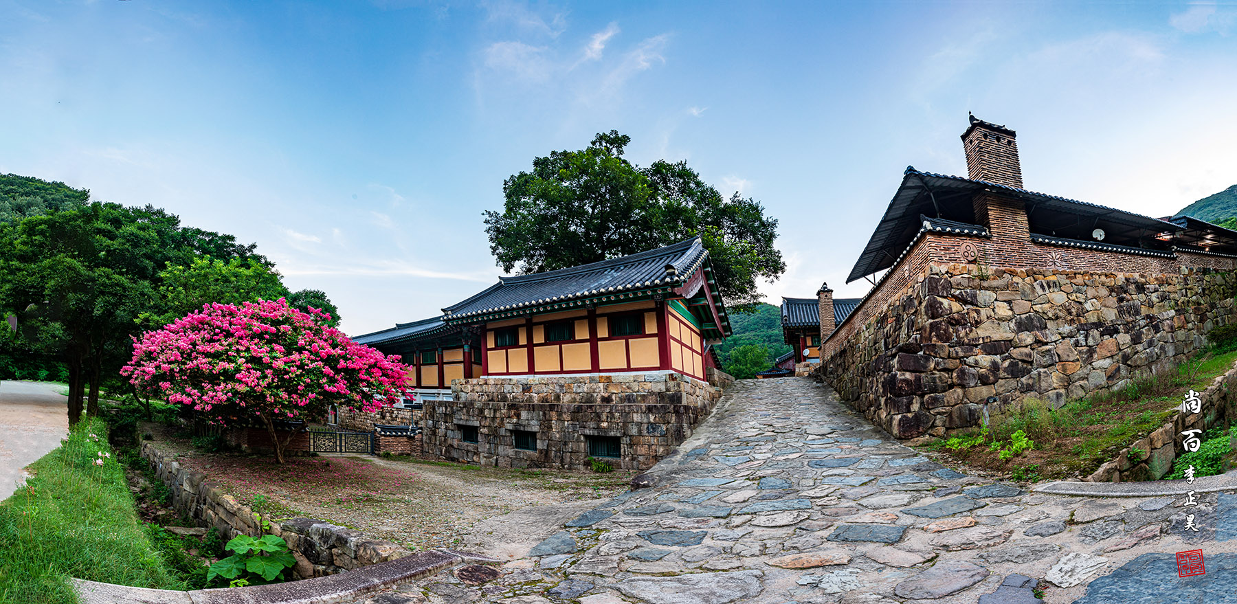 PHOTO BY  | Canon EOS 5D Mark IV | 2024:08:02 05:51:26 | ISO-100 | 1/4 sec | f 9 | 20 mm | EV=0 | ● WIDTH:1800 pixels  HEIGHT:879 pixels