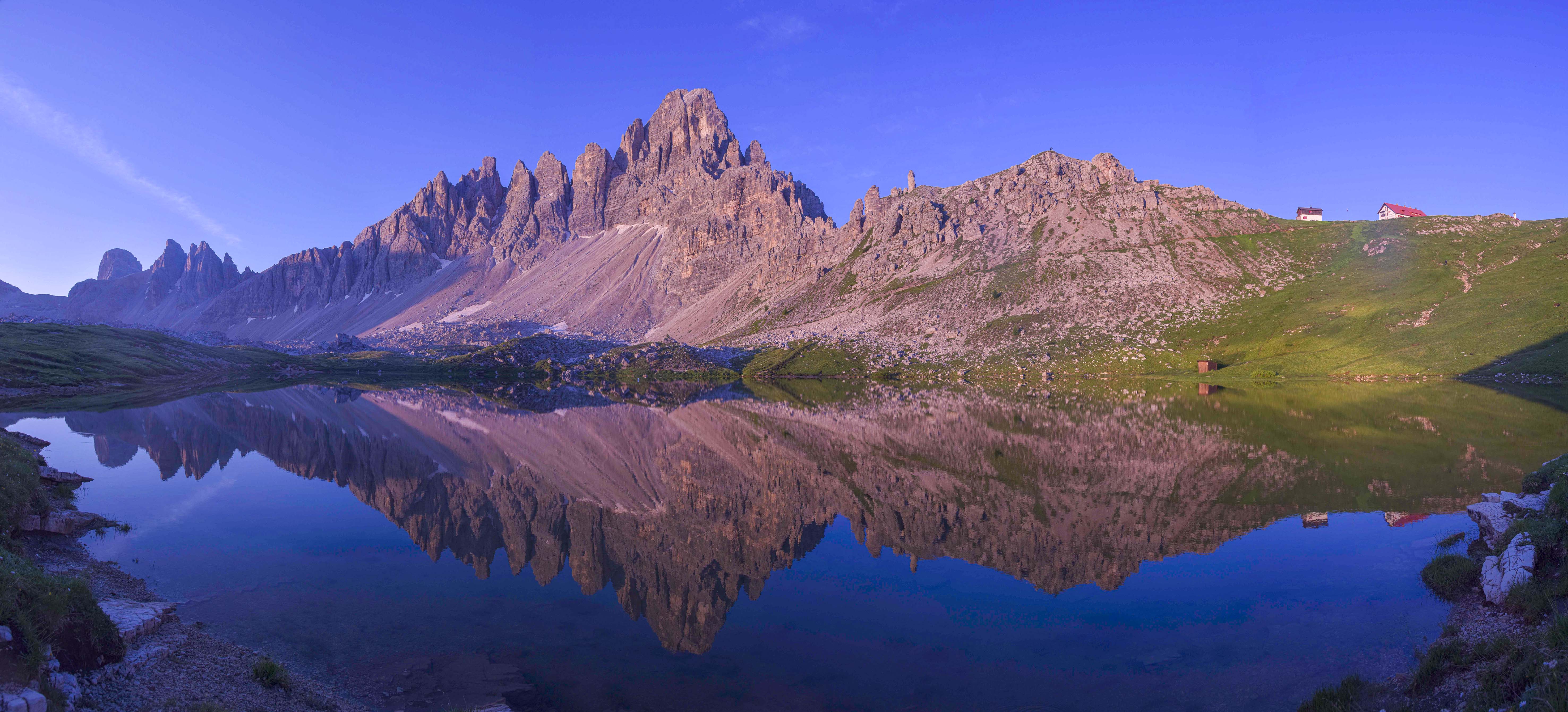 PHOTO BY  | NIKON D810 | 2024:07:16 13:21:07 | ISO-100 | 1/125 sec | f 9 | 28 mm | EV=0 | ● WIDTH:5906 pixels  HEIGHT:2680 pixels