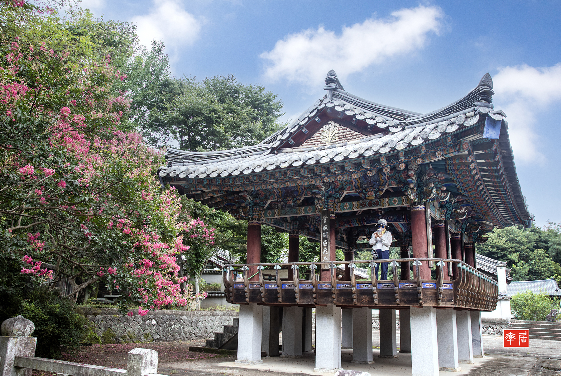 PHOTO BY changickheun | Canon EOS-1D X Mark III | 2024:08:08 11:46:04 | ISO-200 | 1/60 sec | f 11 | 28 mm | EV=0 | ● WIDTH:1800 pixels  HEIGHT:1207 pixels