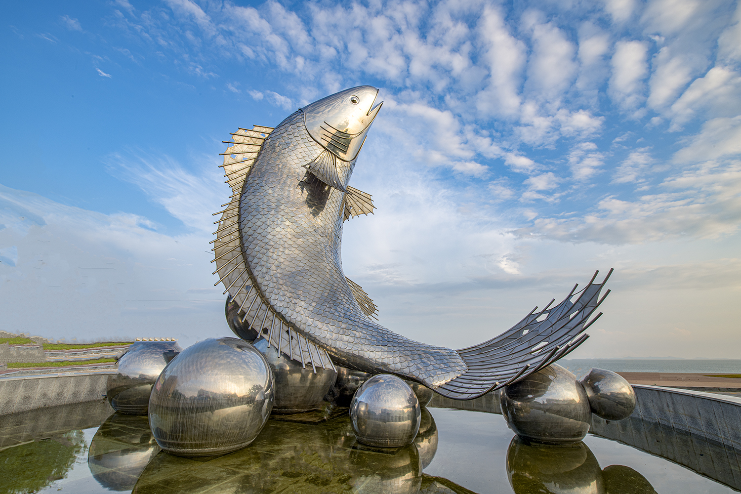 PHOTO BY  | NIKON D850 | 2024:08:17 06:33:53 | ISO-31 | 1/8 sec | f 22 | 14 mm | EV=0 | ● WIDTH:1500 pixels  HEIGHT:1000 pixels