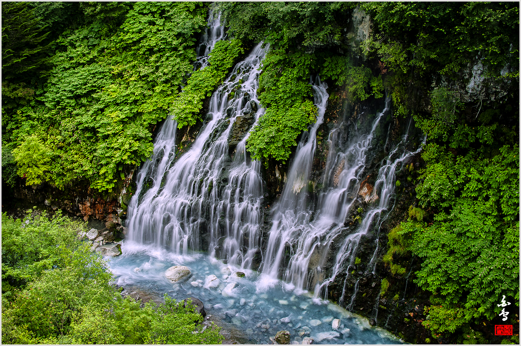 PHOTO BY  | NIKON D700 | 2011:08:02 10:34:15 | ISO-100 | 4/10 sec | f 20 | 36 mm | EV=-1 | ● WIDTH:1700 pixels  HEIGHT:1131 pixels