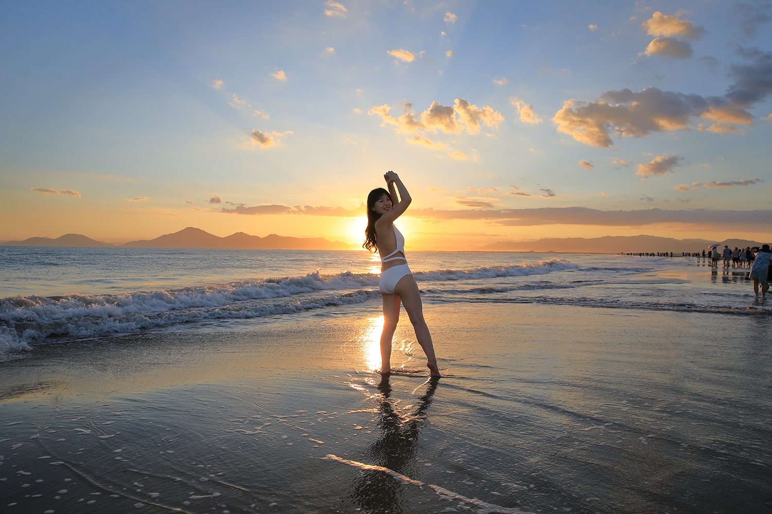 PHOTO BY  | Canon EOS 5D Mark IV | 2024:08:30 18:41:17 | ISO-100 | 1/200 sec | f 8 | 24 mm | EV=0 | ● WIDTH:1500 pixels  HEIGHT:1000 pixels