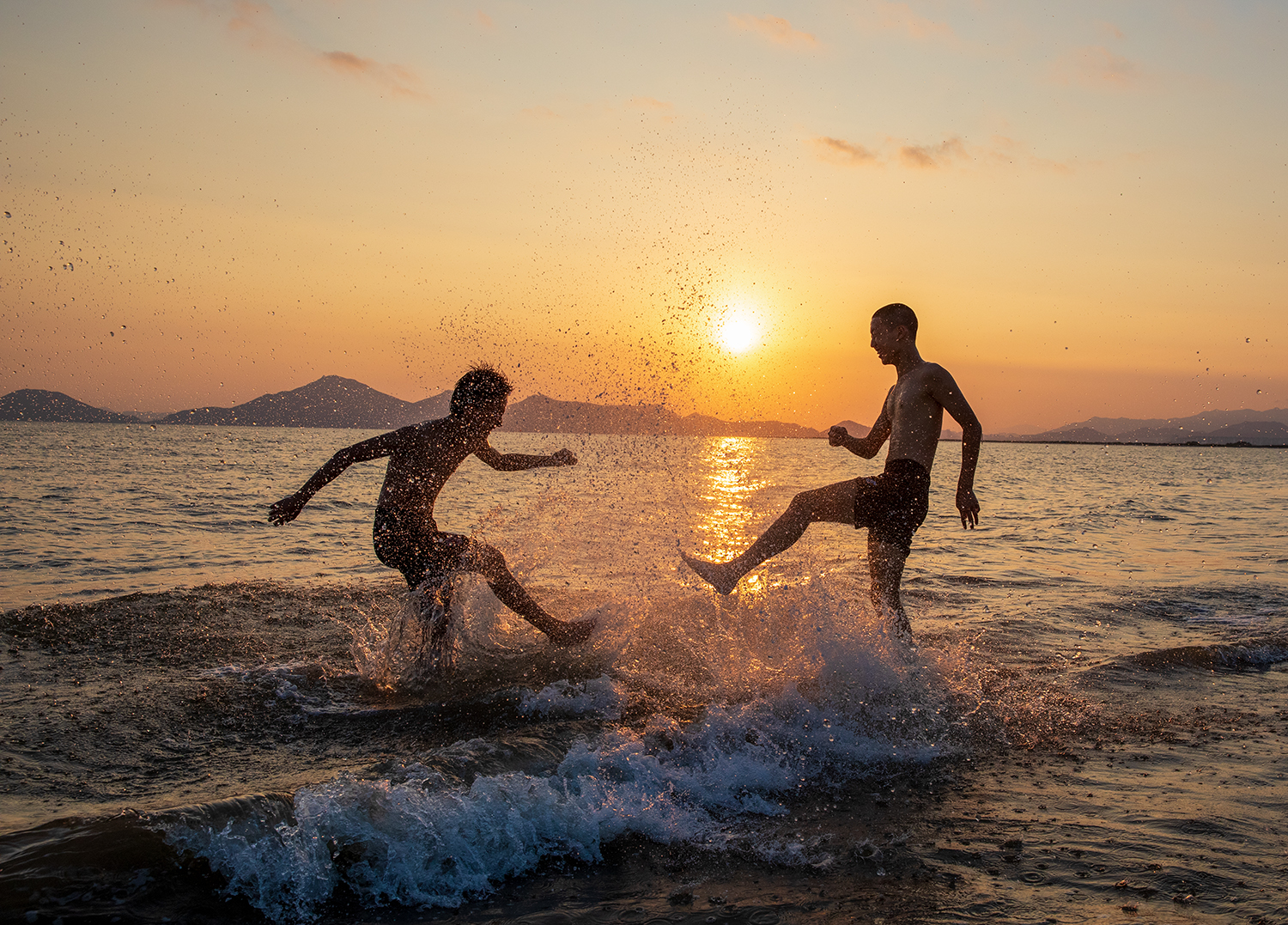 PHOTO BY  | Canon EOS 5D Mark IV | 2024:09:01 18:28:39 | ISO-800 | 1/1600 sec | f 7.1 | 30 mm | EV=0.3 | ● WIDTH:1500 pixels  HEIGHT:1077 pixels