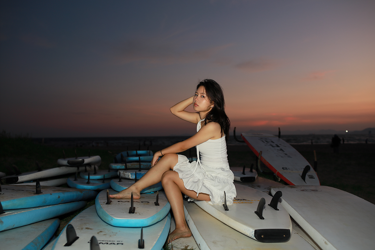 PHOTO BY  | Canon EOS 5D Mark IV | 2024:09:05 19:03:52 | ISO-250 | 1/125 sec | f 3.2 | 35 mm | EV=0 | ● WIDTH:1500 pixels  HEIGHT:1000 pixels