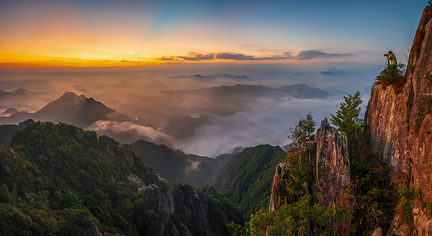 PHOTO BY  | NIKON D850 | 2024:09:08 05:31:06 | ISO-100 | 3/1 sec | f 9 | 17 mm | EV=-1.3 | ● WIDTH:1400 pixels  HEIGHT:765 pixels