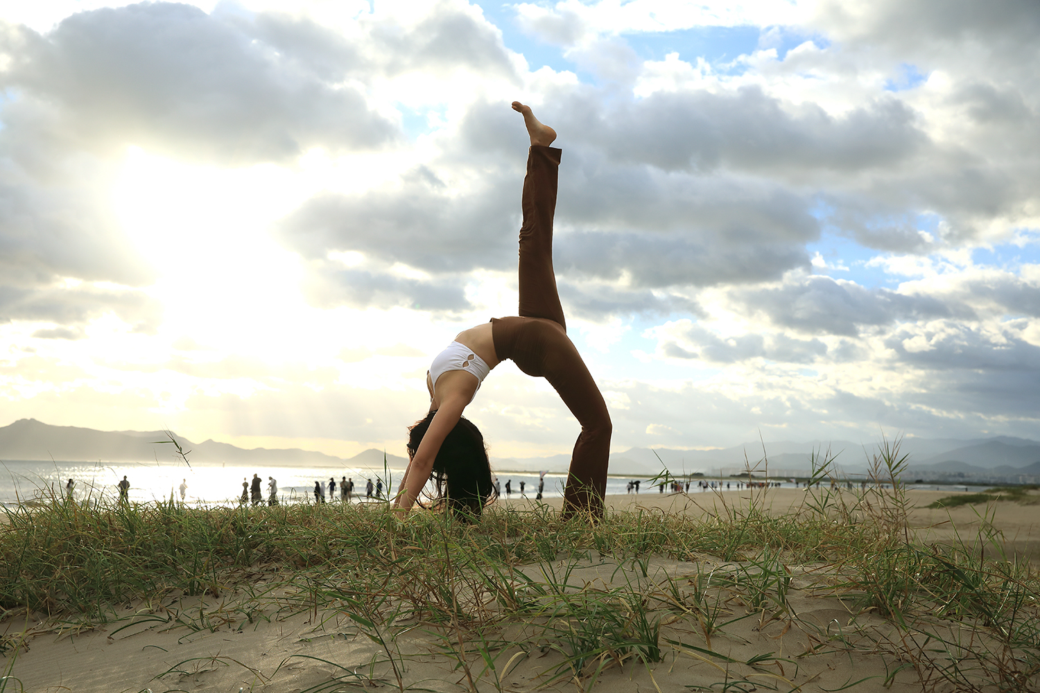 PHOTO BY  | Canon EOS 5D Mark IV | 2024:08:29 18:05:31 | ISO-400 | 1/1250 sec | f 7.1 | 25 mm | EV=0 | ● WIDTH:1500 pixels  HEIGHT:1000 pixels