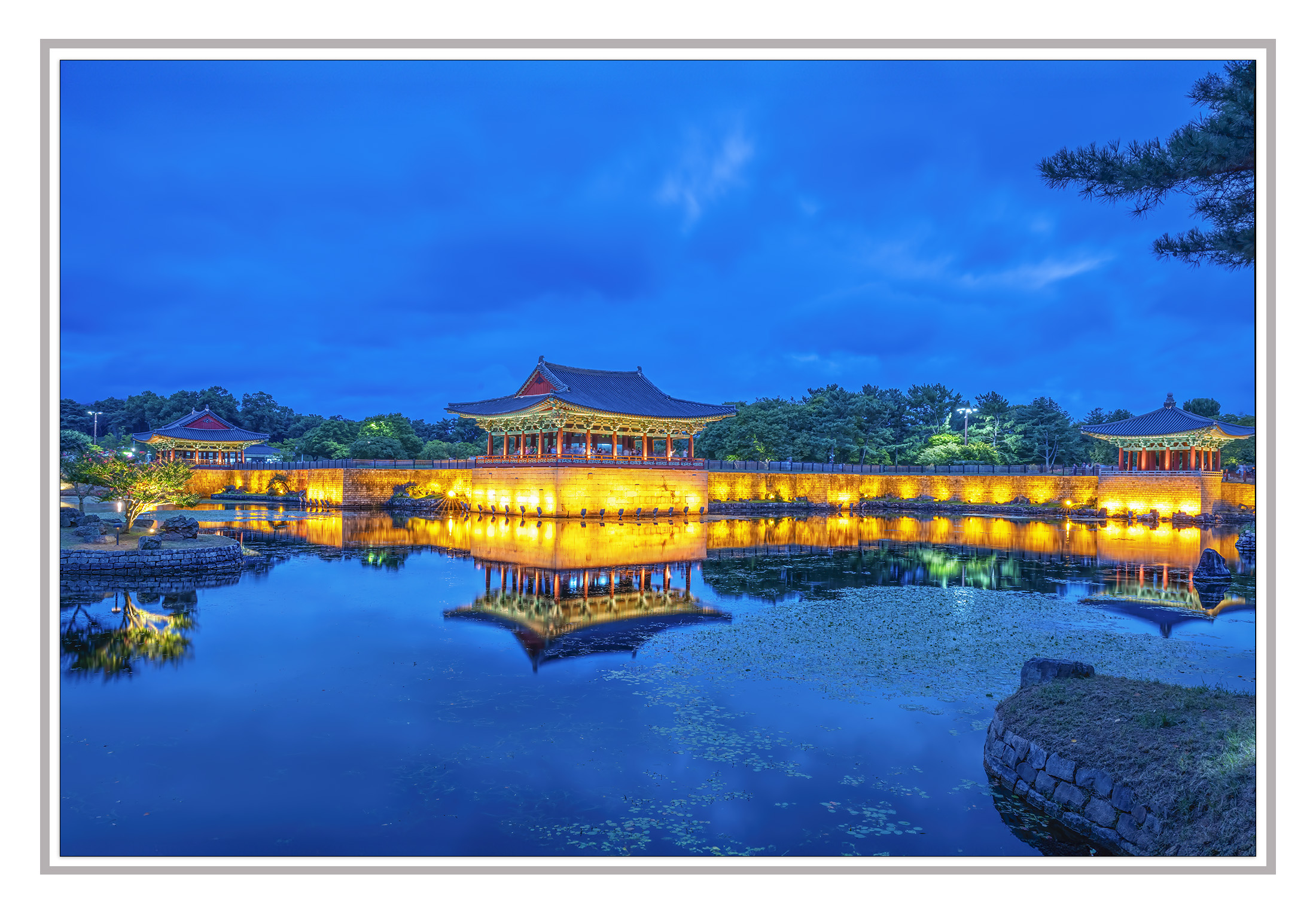 PHOTO BY  | Canon EOS R5 | 2024:09:15 18:45:07 | ISO-50 | 8/1 sec | f 16 | 24 mm | EV=0 | ● WIDTH:2200 pixels  HEIGHT:1534 pixels