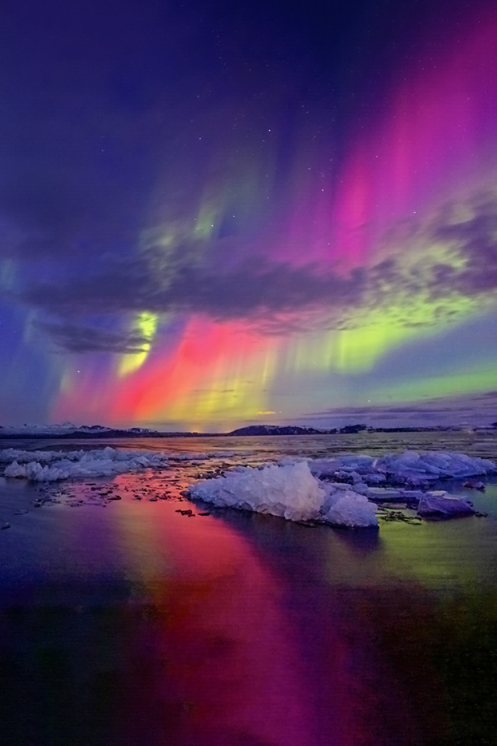 PHOTO BY  | Canon EOS 5D Mark III | 2014:02:28 05:15:09 | ISO-1250 | 11/1 sec | f 3.5 | 16 mm | EV=0 | ● WIDTH:1000 pixels  HEIGHT:1500 pixels