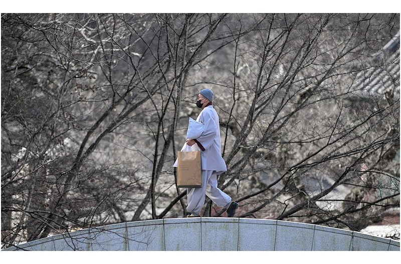 스님의 설날은?