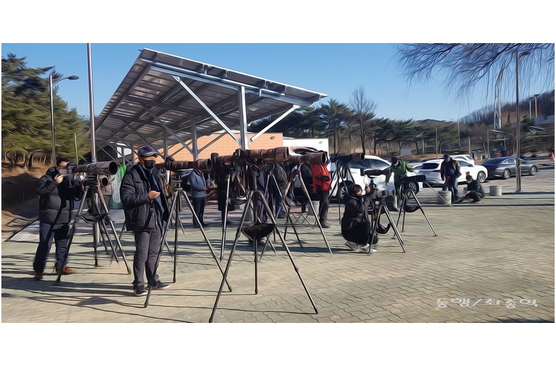 기다리게해놓고 ................................................................…