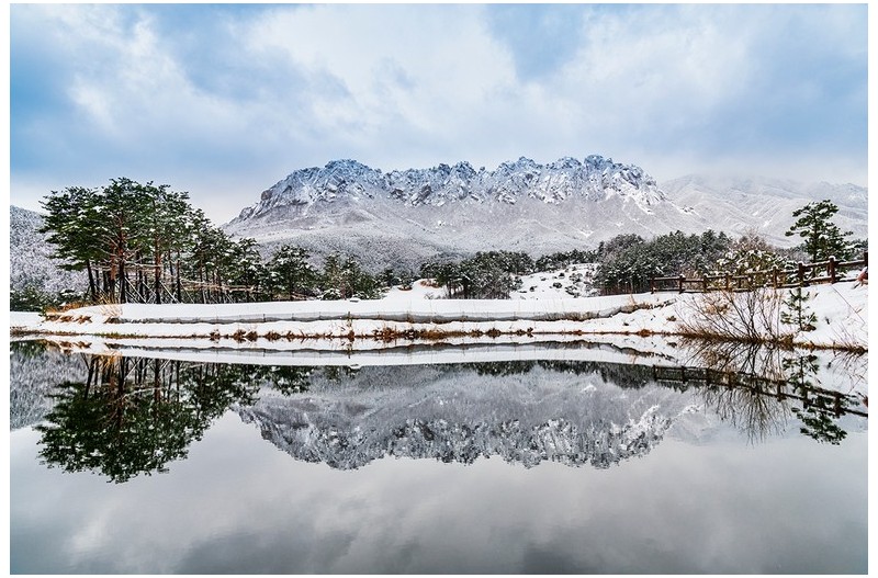 눈덮인 울산바위