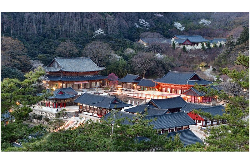 지리산 화엄사의 야경~