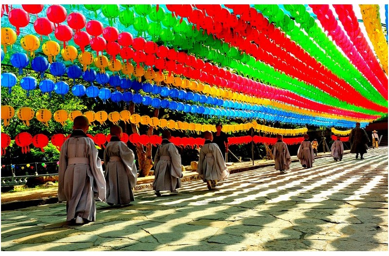 동자승의  옷자락