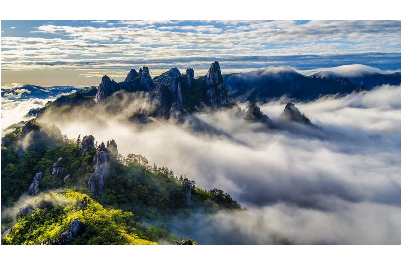 5월의 공룡능선 (신록)