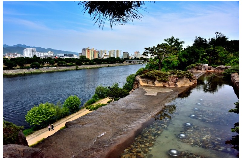 아양루 폭포조망