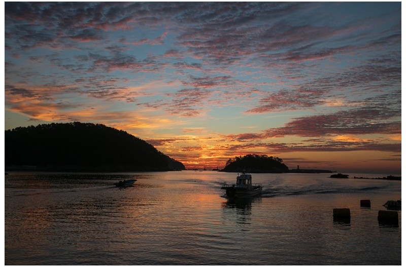 다대포 등대 일출