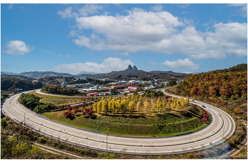 마이산을 바라보면서