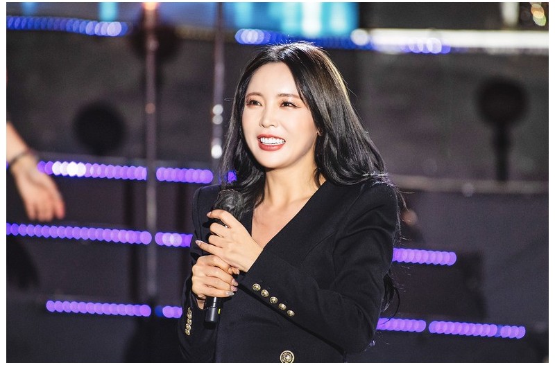 태래비에 나오는 사람