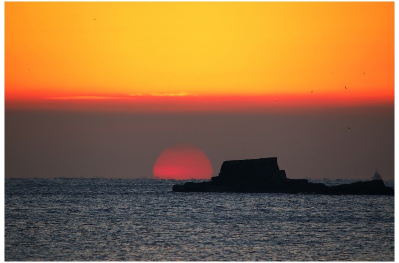 모자섬 오메가 일출