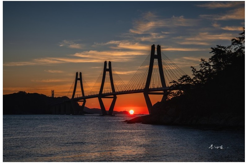 거가대교의 아침