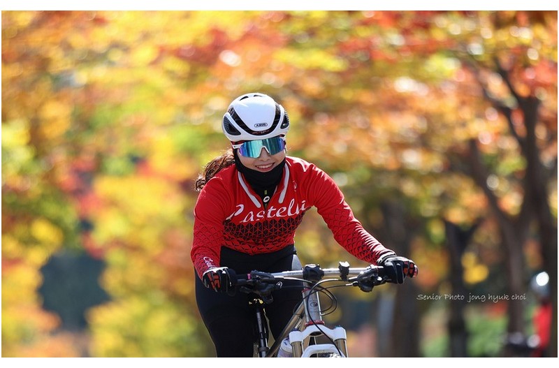 바이크타는 여자  ㅡㅡㅡㅡㅡㅡㅡㅡㅡㅡ