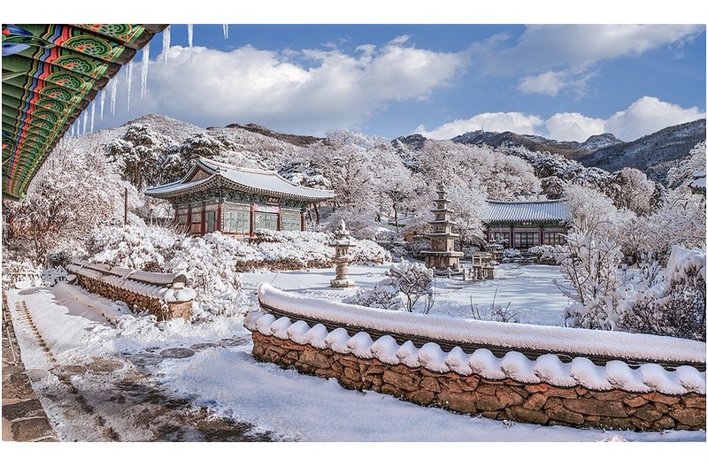 계룡산 신원사 설경