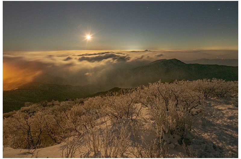 덕유산의달밤