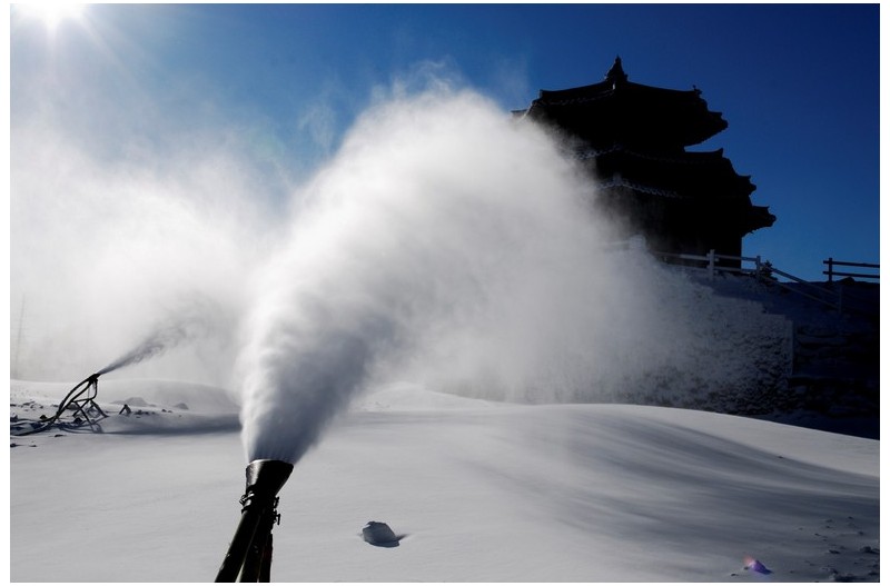 설천봉의 인공눈바람