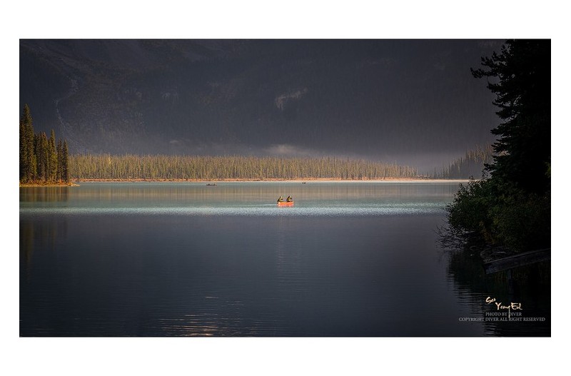 그림같은 호수 에서