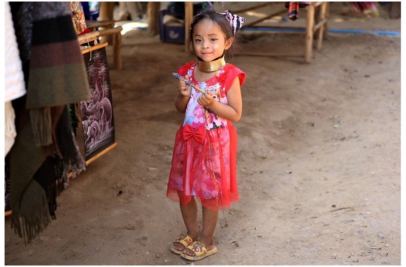 태국의 카렌족의 슬픈 모습