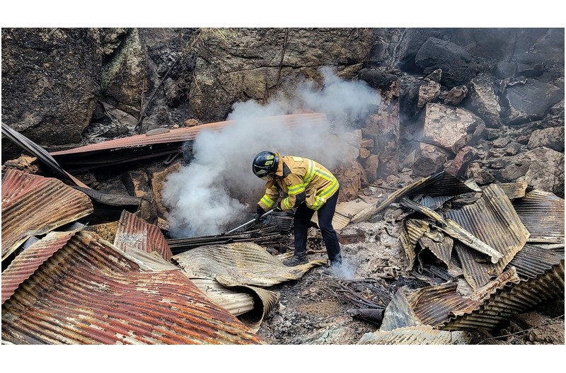 &#034;인간과 천신의 합작품으로 지리산 산불 완전 진화&#034;