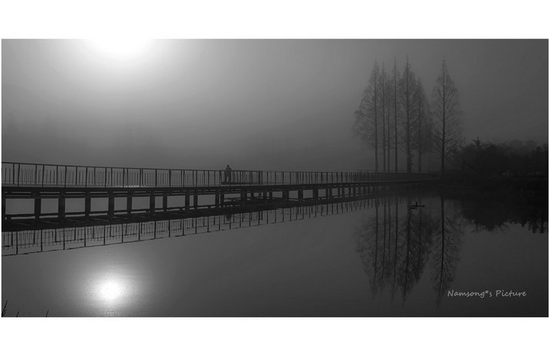 연지의 반영 ----