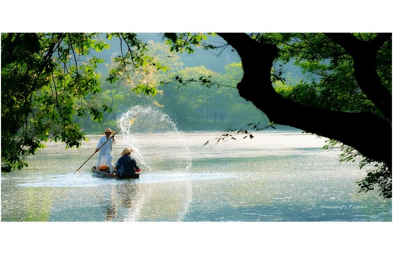 봄날의 뱃놀이 -----