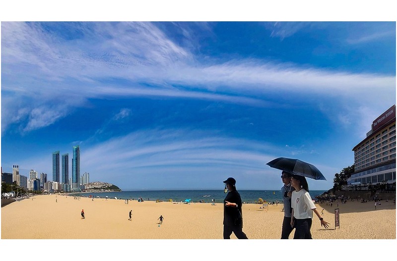 구름이 멋찐날에...