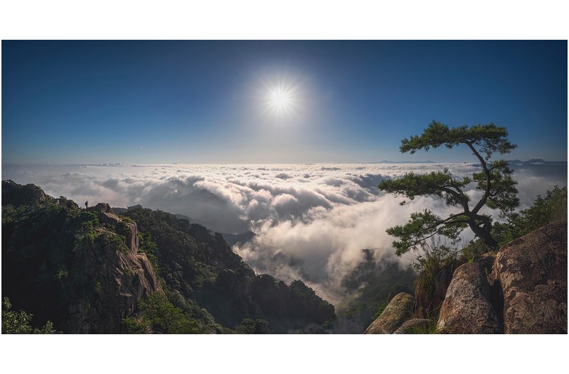 산에 올랐는데 바다가 보일 때