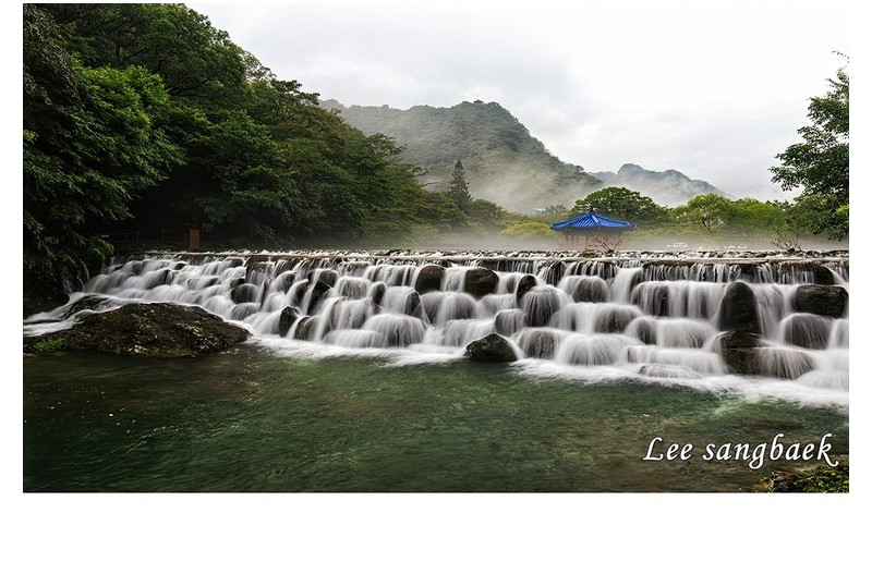 물안개핀 우화정