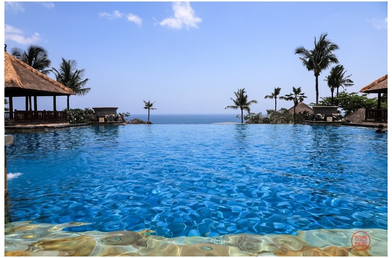 바다가 보이는 풀장