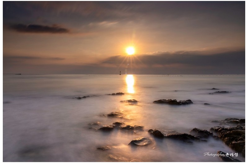 청사포 바다를 잠재우다