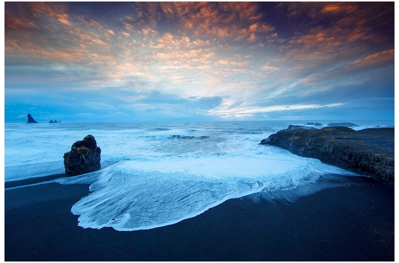 검은 모래 해변
