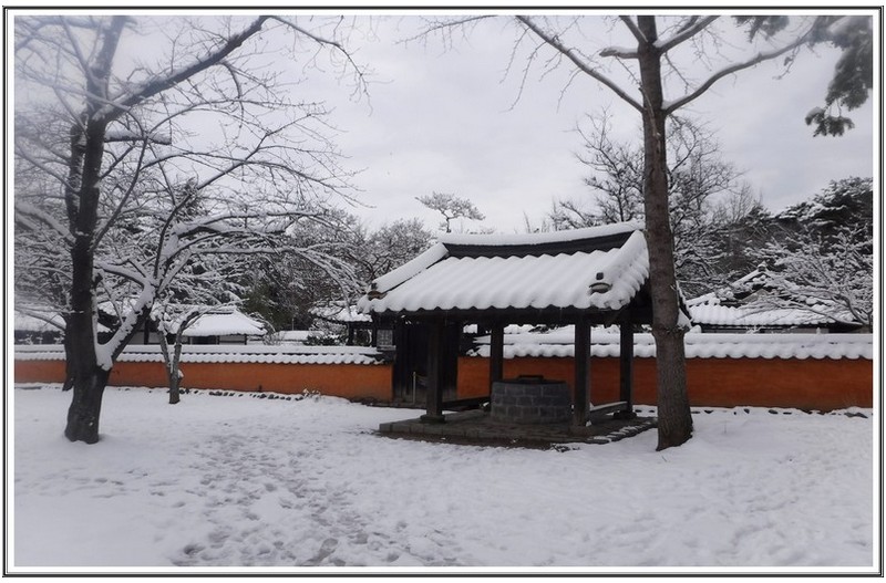 고택 에 설경