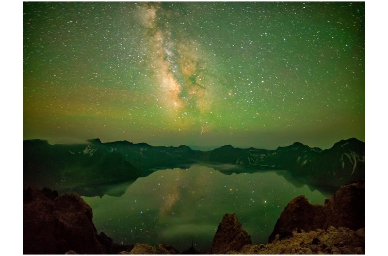 최초! 천지 은하수 반영