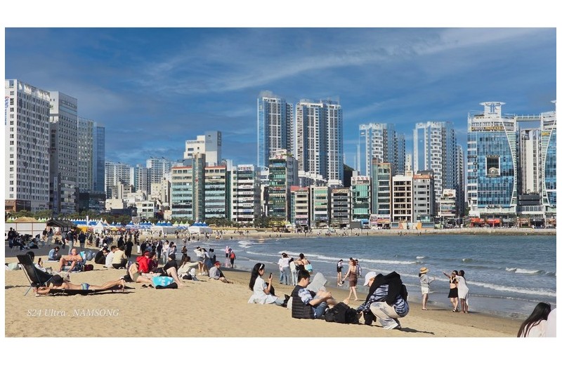 광안리 바닷가의 풍경입니다.----