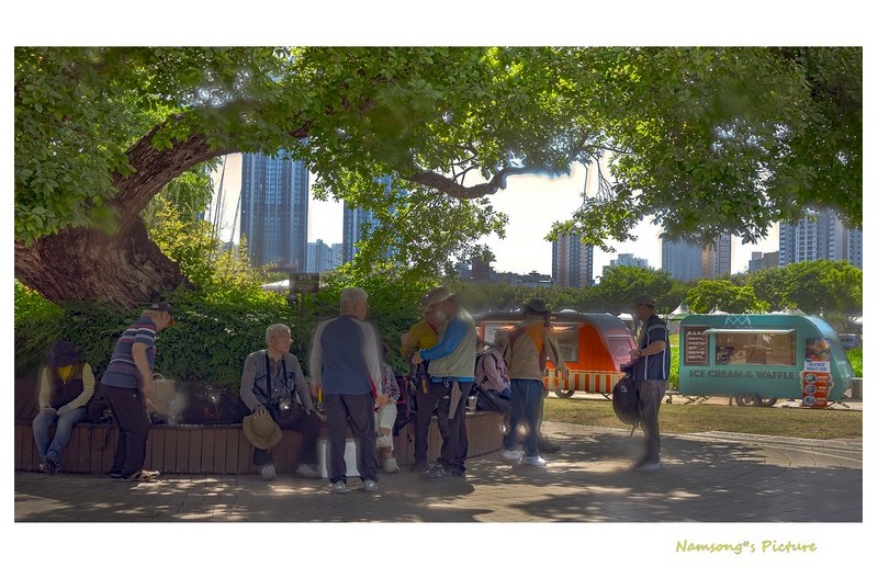 너무 더워서 ------