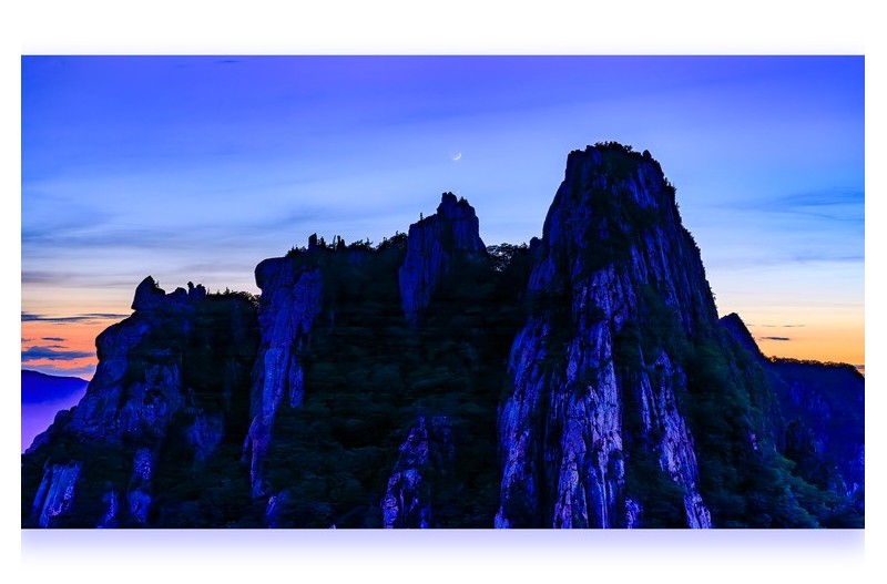 공룡의 석양 빛