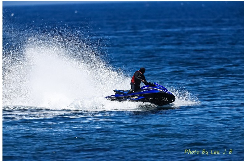 무더운 여름엔 보트타기