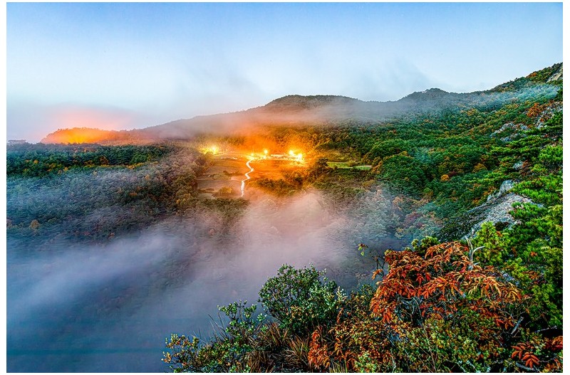 산골의 새벽풍경