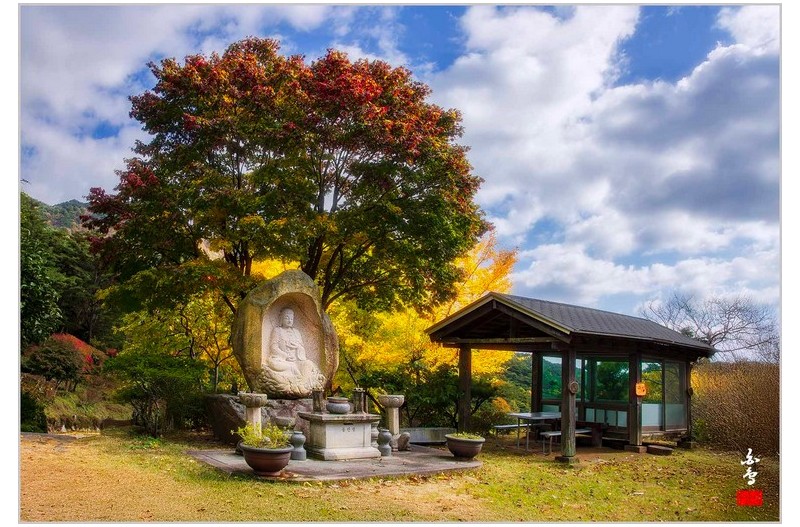 암자에도 가을이 짙어갑니다